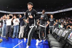 NBA中国赛次战曾凡博未获得出场机会 两战仅上场10分钟