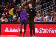 詹姆斯被下放至发展联盟 将与南湾湖人队一同训练