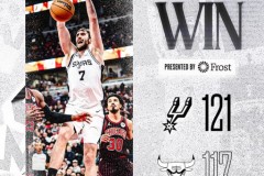 NBA常规赛马刺客场121-117逆转公牛 文班亚马38+12 福克斯21分