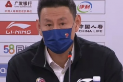 江苏男篮被质疑打假球 最后时刻连续失误主教练李楠不喊暂停