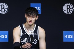 nba季前赛篮网大胜对手 曾凡博未上场