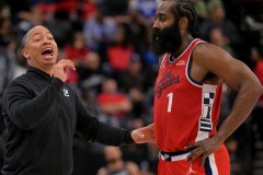 哈登创下最老40+三双纪录 助快船终结6连败