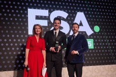 赖斯获FSA年度最佳男子球员奖 FSA官方发文致谢