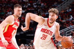 nba季前赛火箭122-113击退老鹰 申京19分特雷杨9分8助