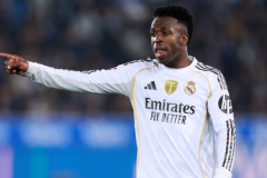 弗洛伦蒂诺不愿让维尼修斯离队 并很快会宣布续约