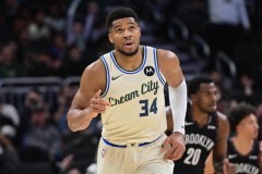 字母哥5大交易方案出炉 湖人和开拓者在列