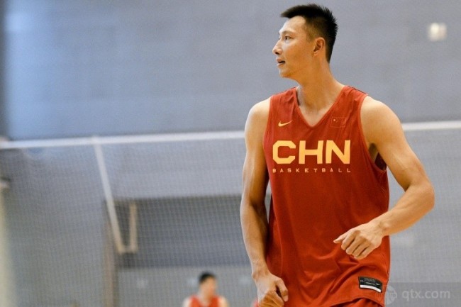前中国男篮球员易建联