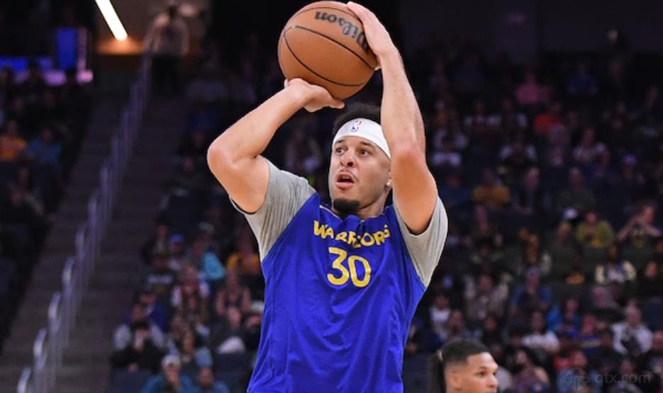 賽斯·庫裏預計將在明日首秀