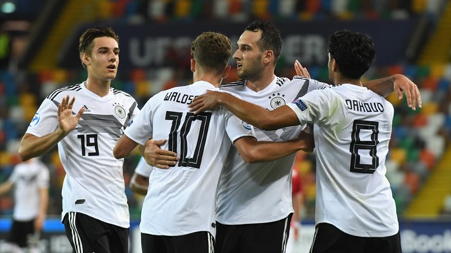 首轮比赛德国3-1力克丹麦