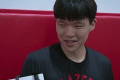 杨瀚森幽默回应首秀 称比赛时间点刚好下饭