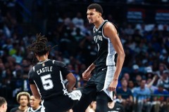 NBA历史首次出现揭幕战4人得分上40+ 包括东契奇和文班亚马