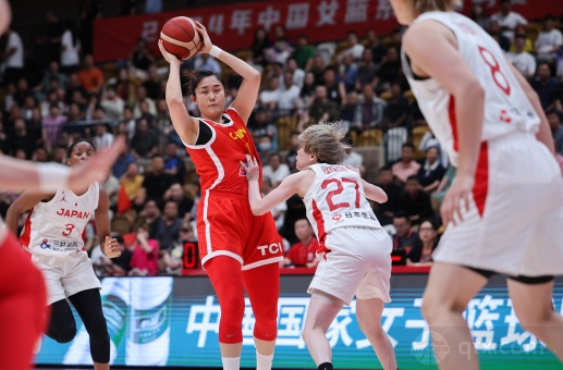 中国女篮在主场以58-61惜败日本女篮