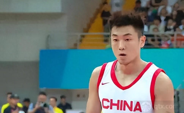 中国男篮国家队队长高诗岩