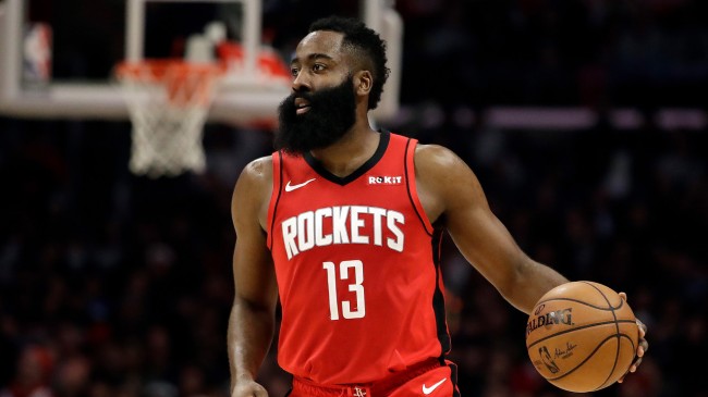 哈登半场11次失误创NBA历史记录