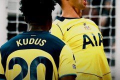 英超纽卡斯尔联2-2托特纳姆热刺 罗梅罗双响绝平