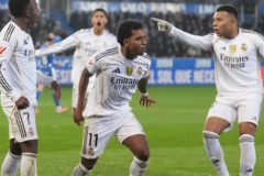 皇马终结连败 阿隆索压力得以缓解