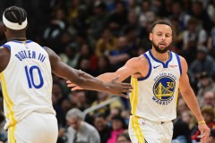 曝库里将缺席一周左右 已排除重伤风险