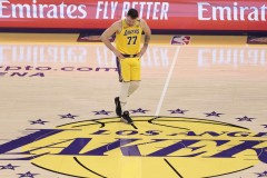 东契奇将与湖人签4年顶薪 最快8月3日完成合同