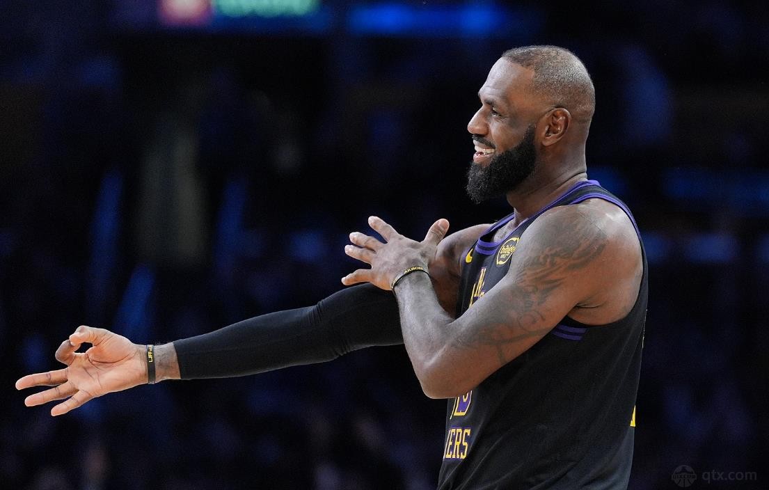 詹姆斯连续得分上双纪录延续
