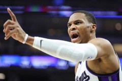 威少打铁纪录升至现役第一 目前9次追平小哈达威