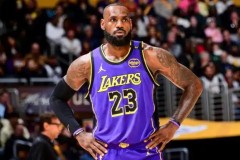 今日NBA战报湖人102-116不敌快船 詹姆斯25分哈登21分