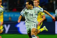 意大利0-0乌克兰获小组第二 晋级欧洲杯正赛