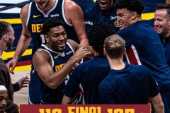 掘金7人得分上双主场135-112轻取爵士 穆雷27分 约基奇14+13+13