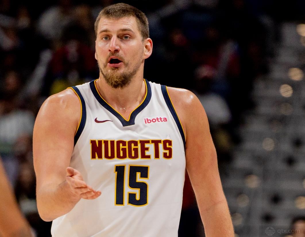 約基奇11月場均34分12.3板11.1助