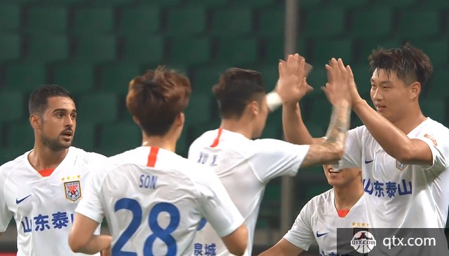 山东2-0重庆取得新赛季开门红