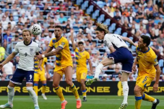 世预赛英格兰2-0安道尔 英格兰继续保持小组榜首
