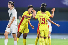亚运中国女足冲击半决赛 中国女足迎淘汰赛首战
