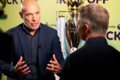 曼联对本赛季多次争议判罚不满 将向韦伯进行投诉