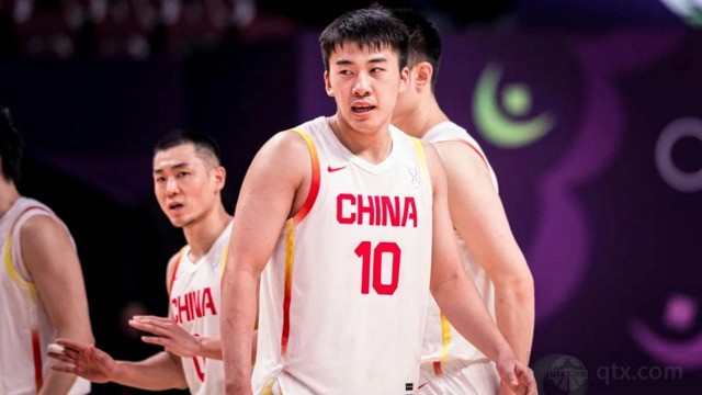 中国男篮时隔10年再进亚洲杯四强