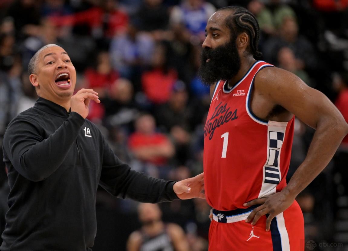 哈登创下最老40+三双纪录