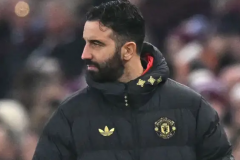 乌加特首发曼联陷入不胜魔咒 赛后引发球迷调侃