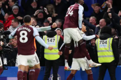 维拉替补席被扔水瓶 切尔西将对此展开调查