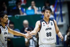 日本男篮名单里的中国面孔-张本天杰 为何要为日本效力？