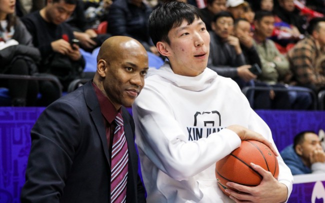 CBA复赛第二阶段北京控股VS新疆伊力特视频直播