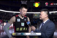 张镇麟夺得2021CBA全明星扣篮大赛冠军