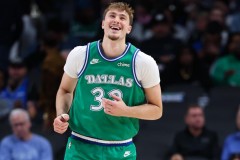 美媒预测本赛季最佳新秀概率 弗拉格52%领衔