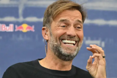 曝克洛普有望接手皇马 阿隆索帅位岌岌可危