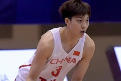 中国女篮主帅称赞胡明轩 不该用失误掩盖他的出色表现