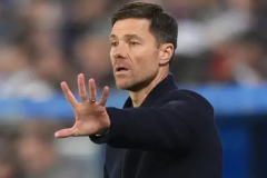 勒沃库森首席执行官谴责皇马高层 阿隆索在俱乐部孤立无援