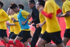 记者质疑国足热身赛安排 国足远征新西兰