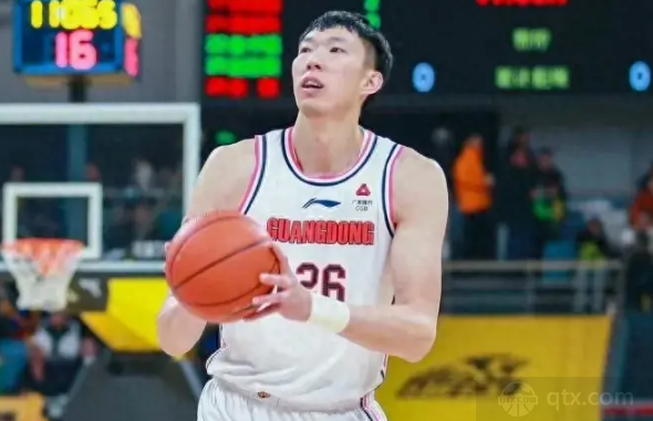 广东男篮球员周琦恢复自由身