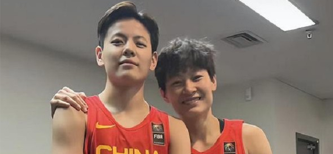 杨力维杨舒予是亲姐妹吗