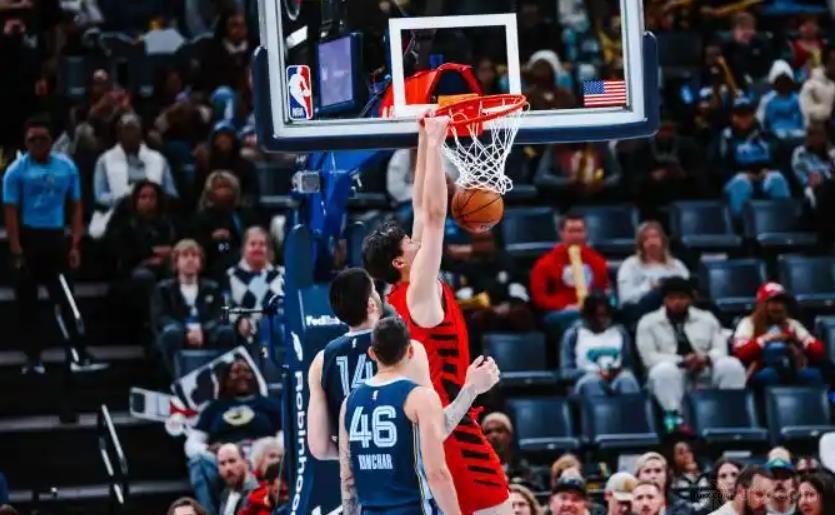 杨瀚森生涯首次首发