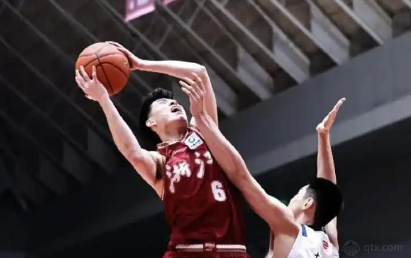 浙江官宣程帅澎右侧臀大肌部分撕裂