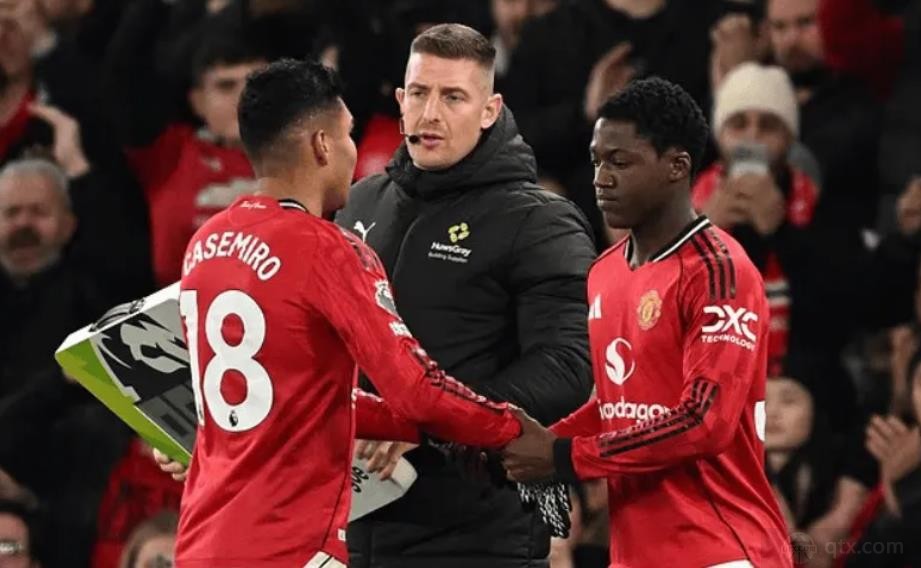 曝梅努和曼联的关系濒临破裂