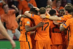 歐洲杯荷蘭3-2烏克蘭開門紅 鄧弗裏斯傳射維納爾杜姆建功